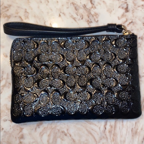 ❌SOLD❌Coach Wrislet - Picture 2 of 3